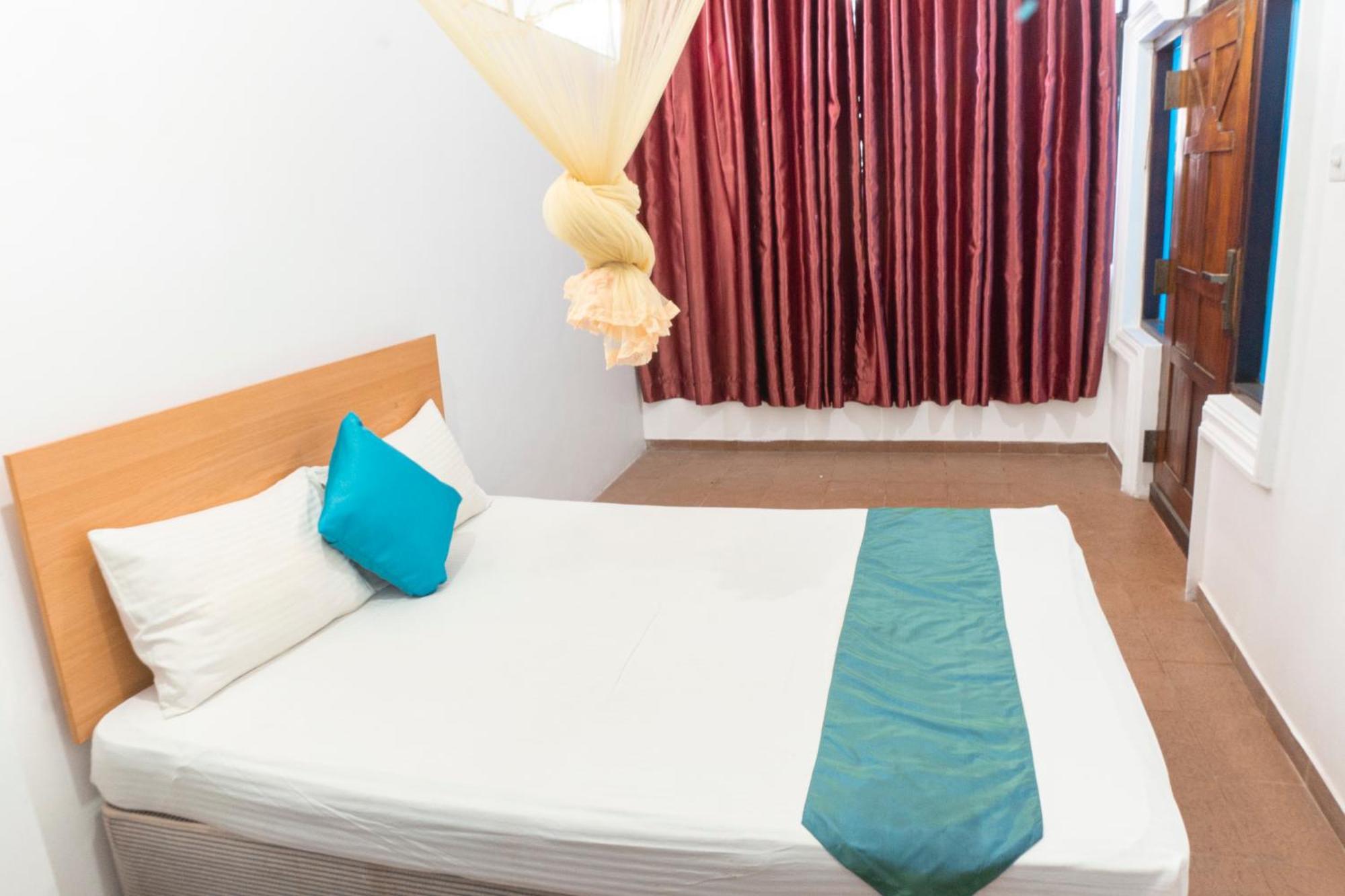 Blumarine Guest House Negombo Exterior photo